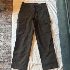 Duluth Trading Co Dark Cargo Pants